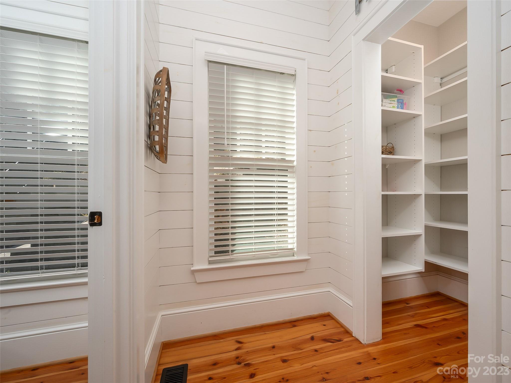 Rumbling Bald on Lake Lure - Residential