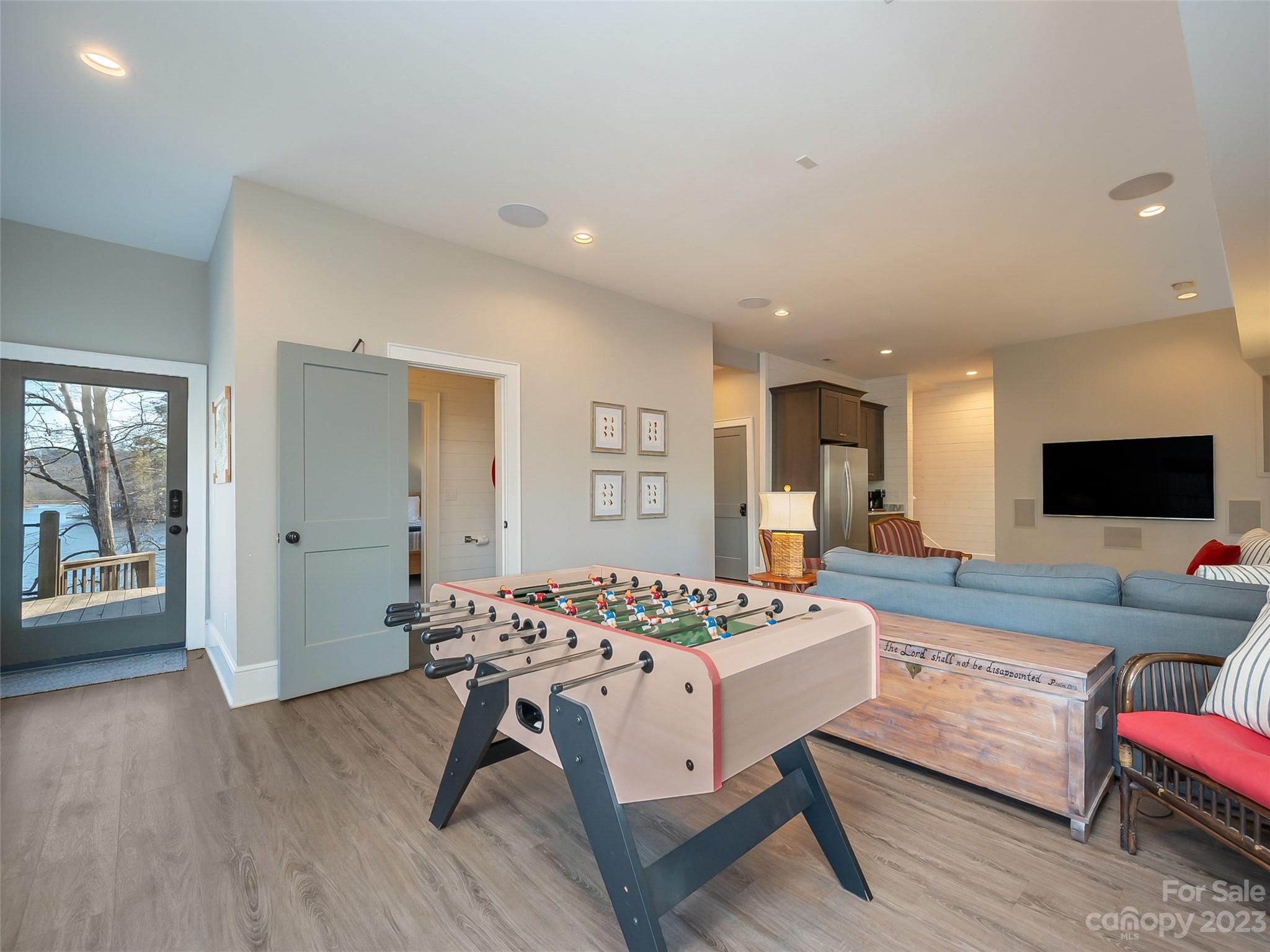 Rumbling Bald on Lake Lure - Residential