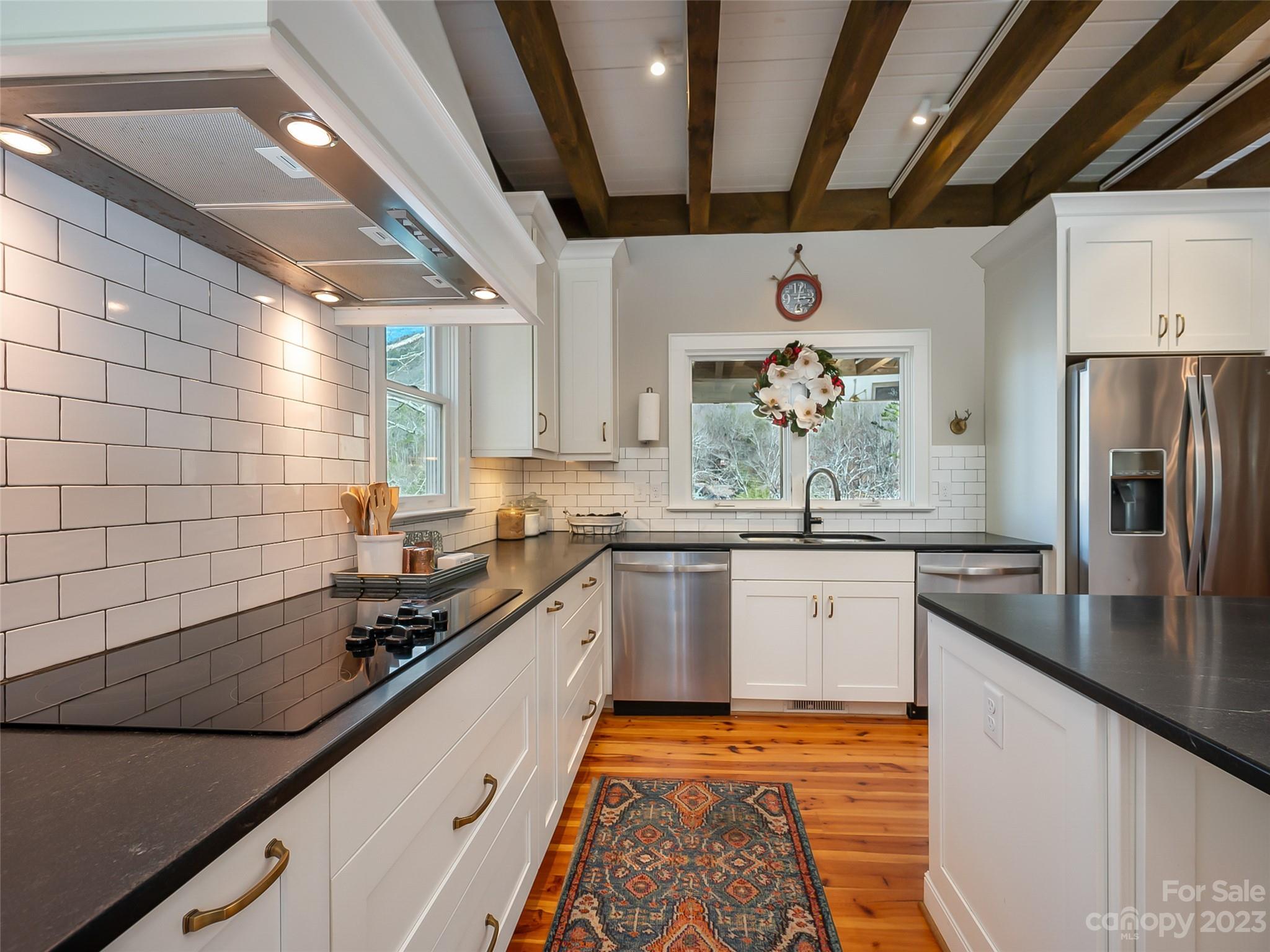 Rumbling Bald on Lake Lure - Residential