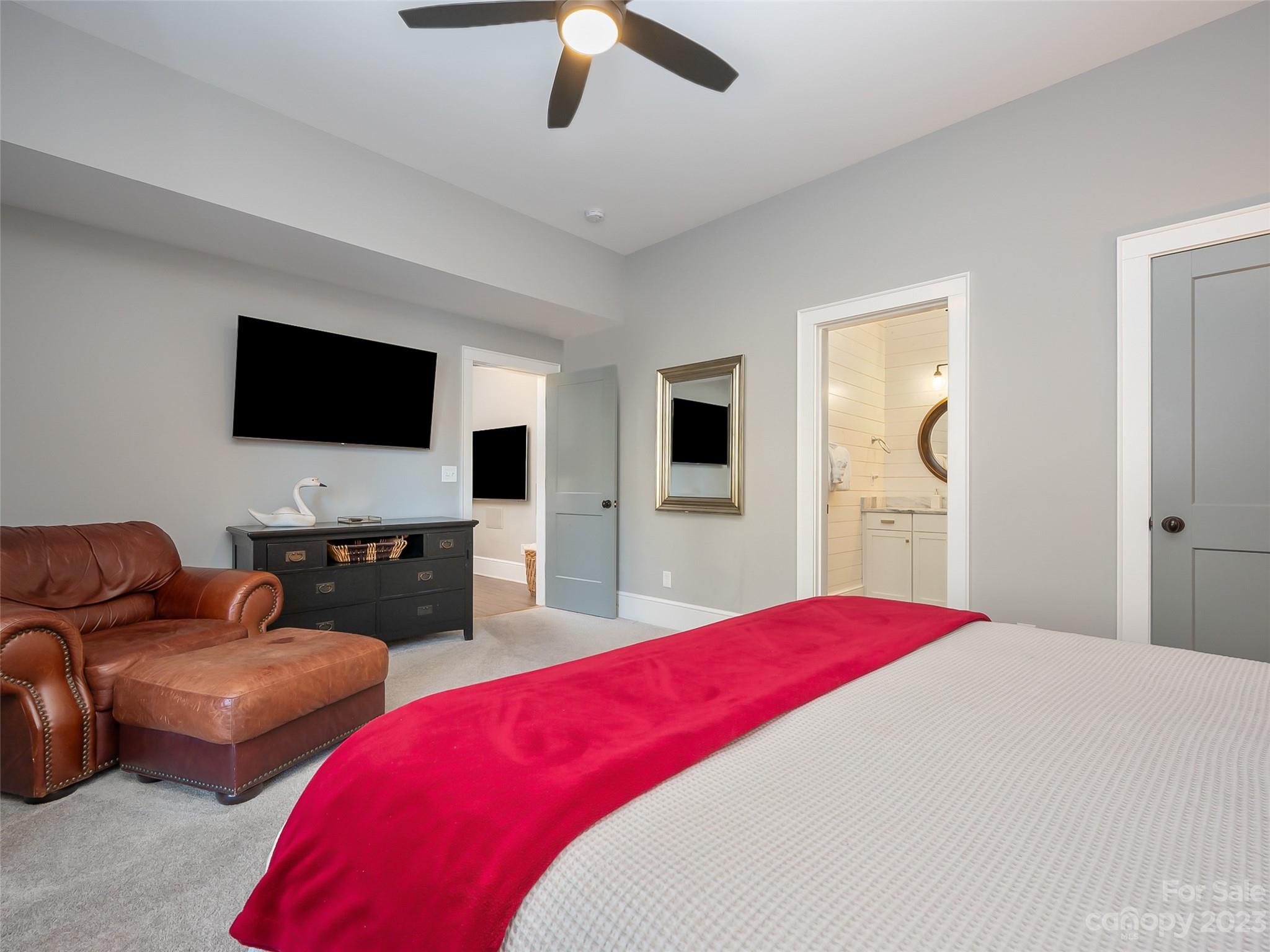 Rumbling Bald on Lake Lure - Residential