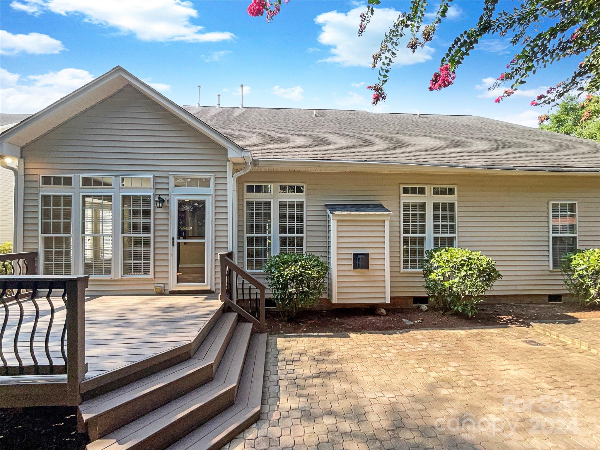 Sutton Place - Residential