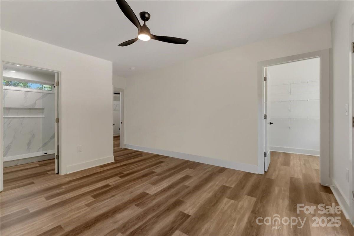 207 W Gaston Avenue