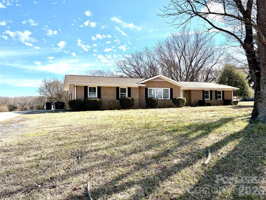 2801 POTTER RD S, WAXHAW, NC 28173 - Image a080004d6c3a4100a94f7eb8d5edb7d4/1564371912