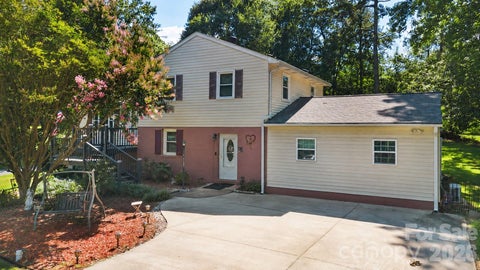 Photo of 7132 Clear Crossing Lane, Charlotte, NC 28227 (MLS # 4404373)