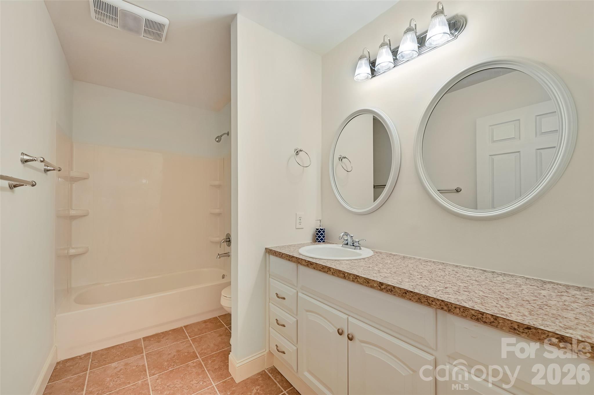 Hamiltons Landing - Residential