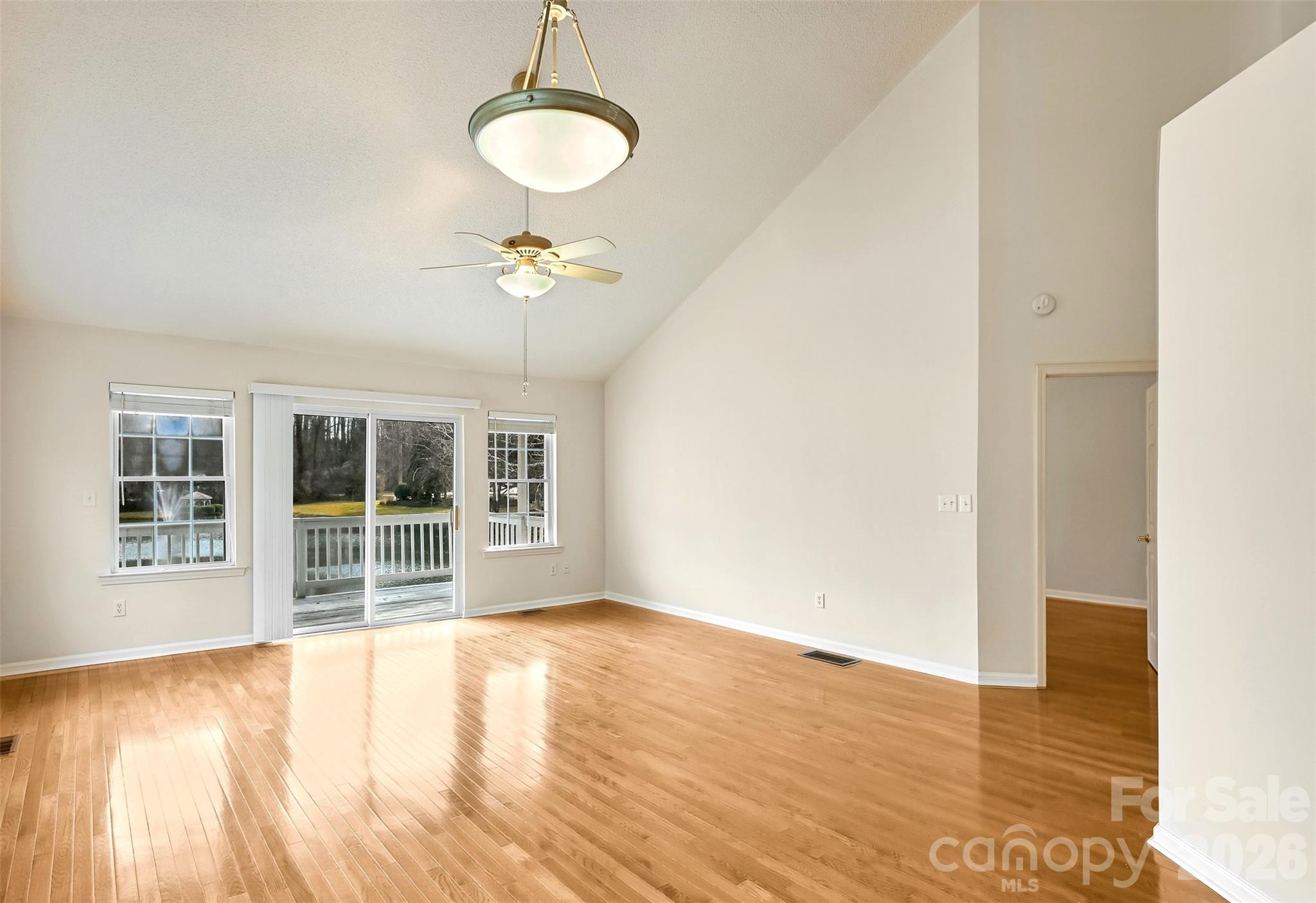 Hamiltons Landing - Residential