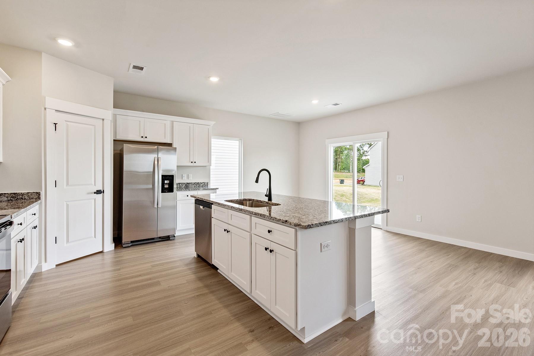 Knights Bridge - Residential