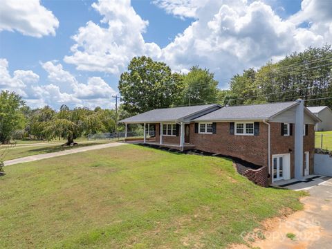258 Jack Mckinney Road Forest City NC 28043