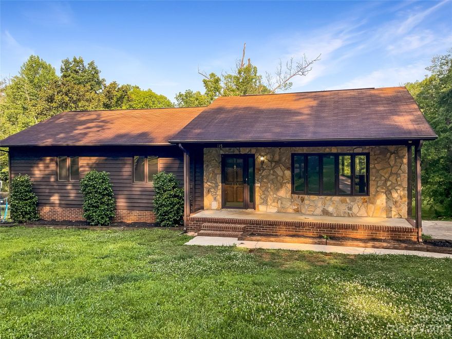 This charming home features a natural color palette and fresh interior paint throughout. The kitchen has a nice backsplash and good under sink storage in the primary bathroom. Other rooms provide flexible living space, while the partial flooring replacement adds a touch of modernity. Step outside to the backyard and enjoy the sitting area. This home is perfect for anyone looking for a comfortable and cozy living experience. Don't miss out on this great opportunity!