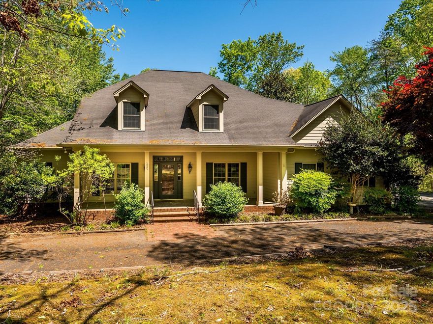 CHARMING and SPACIOUS Home on 1.48 SECLUDED Acres. SCENIC Views of the neighboring pond with fountain. ENJOY the BEST of both worlds—PEACEFUL COUNTRY LIVING with the CONVENIENCE of town just minutes away! Offers 4 bedrooms, 3.5 baths with a CREEK running through the property. Covered front porch, 2 rear decks & screened-in porch make it EASY to ENJOY the outdoors year-round. Inside, the main level boasts a vaulted-ceiling living room with gas-log fireplace, formal dining room, kitchen with breakfast nook, office, laundry room, rec room, primary suite with full bath & a half bath. Upstairs features 2 additional bedrooms & a full bath. The basement offers FLEXIBLE living options with a family room, full bath, kitchenette & 2 flex rooms—PERFECT for a second living quarters. Recent UPDATES Include: 2024: NEW plumbing, NEW gutters & gutter guards, NEW sewer grinder pump & wiring, sealed & painted deck; 2025: FRESH interior paint throughout, REFINISHED hardwood floors.
TRULY a MUST SEE!!!