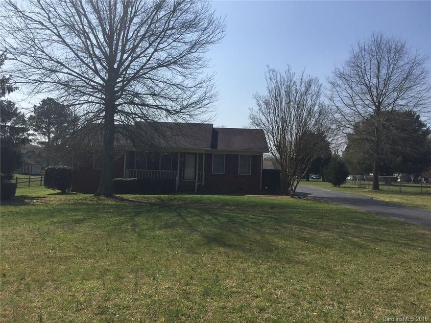 Adorable, well maintained brick ranch on large level lot; Detached, oversized 24'x32' 2 car garage with workshop space and 1-car carport; Spacious eat-in kitchen with pine cabinets.  Living Room includes gas log fireplace.  Rocking chair front porch.
***Open House this Saturday (3/19/16) from 10-12pm***
