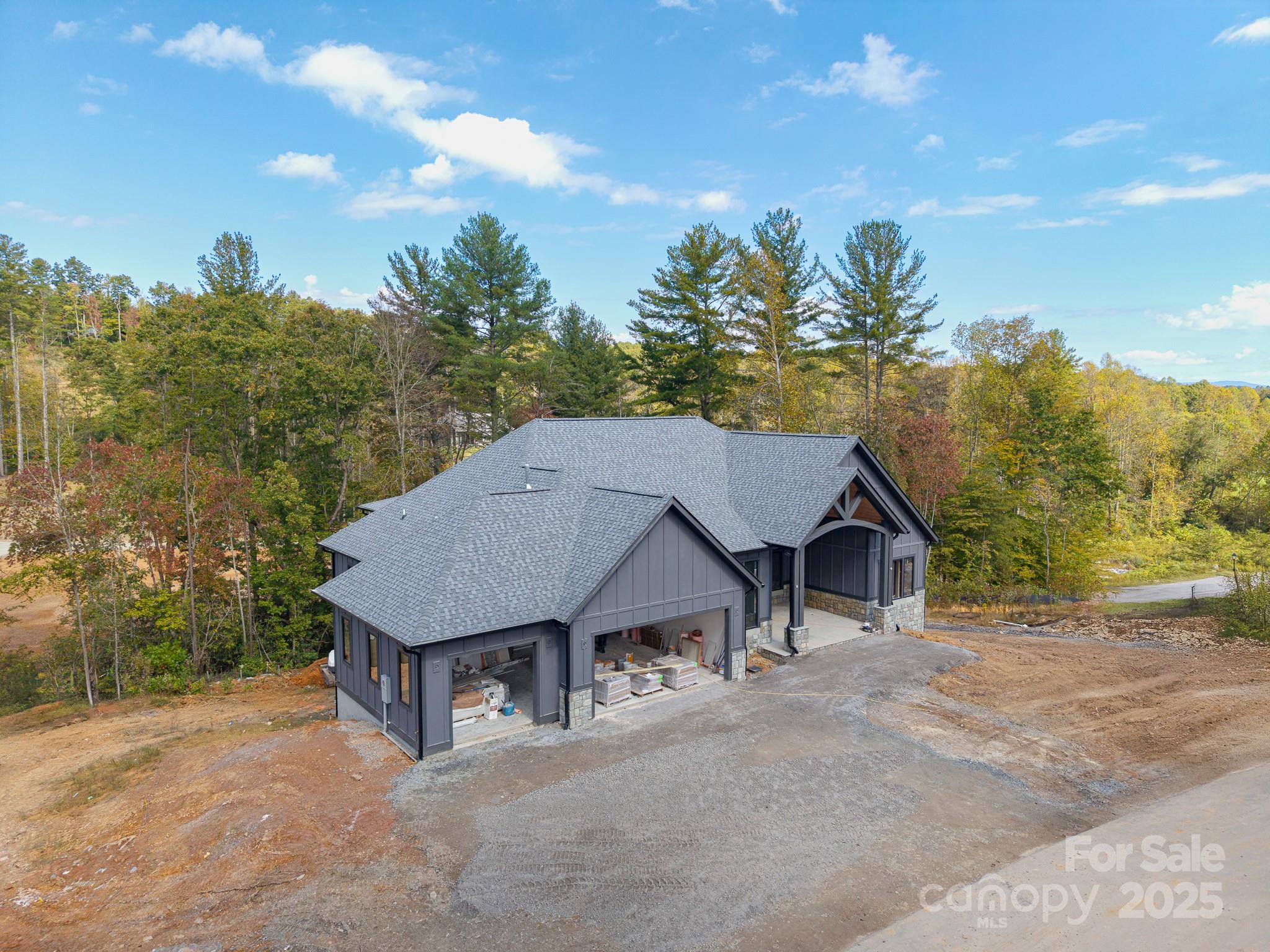 132 Sunridge Avenue
