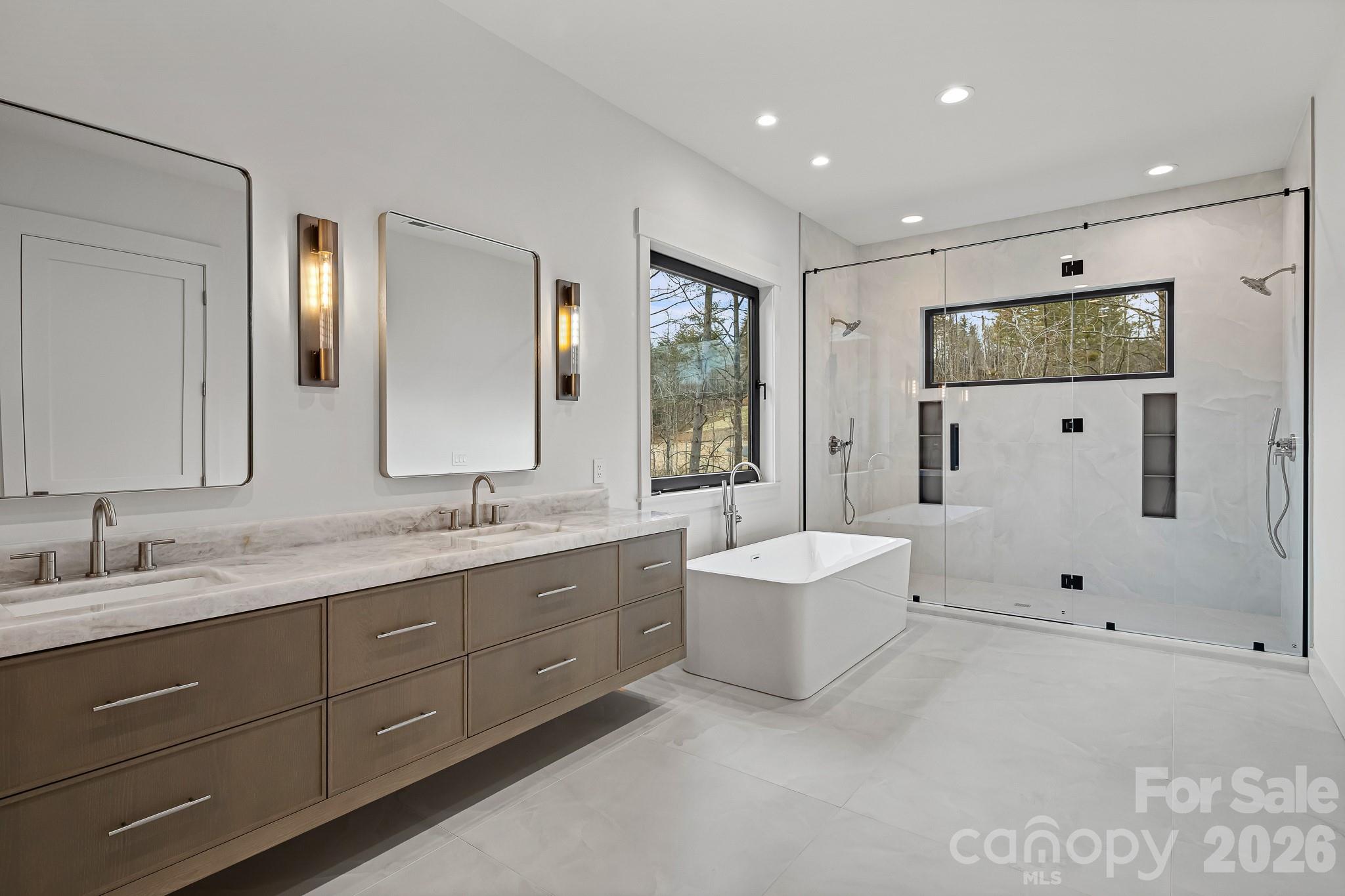 Horse Shoe Cove - Residential