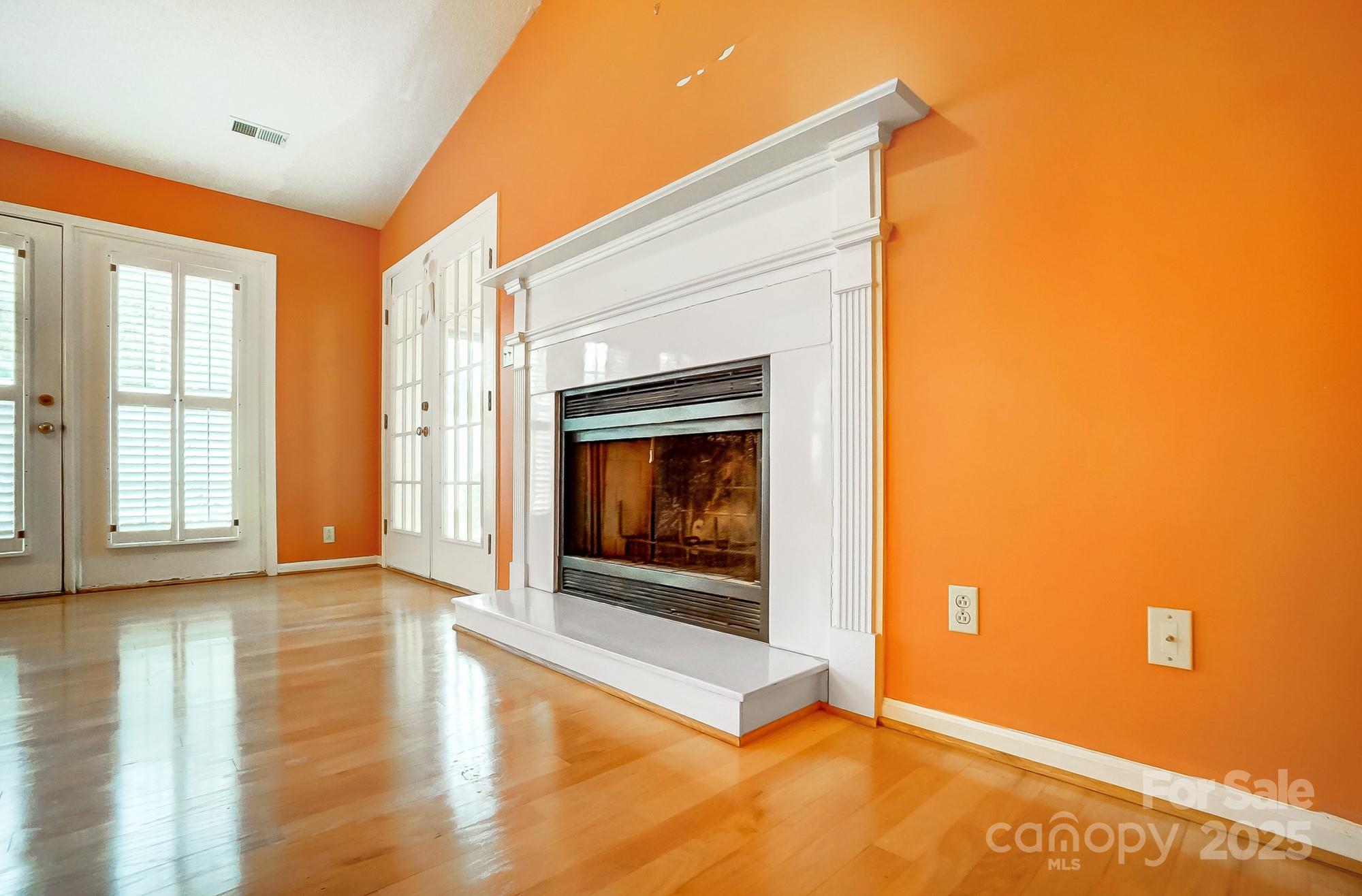 1749 Ridgefield Court