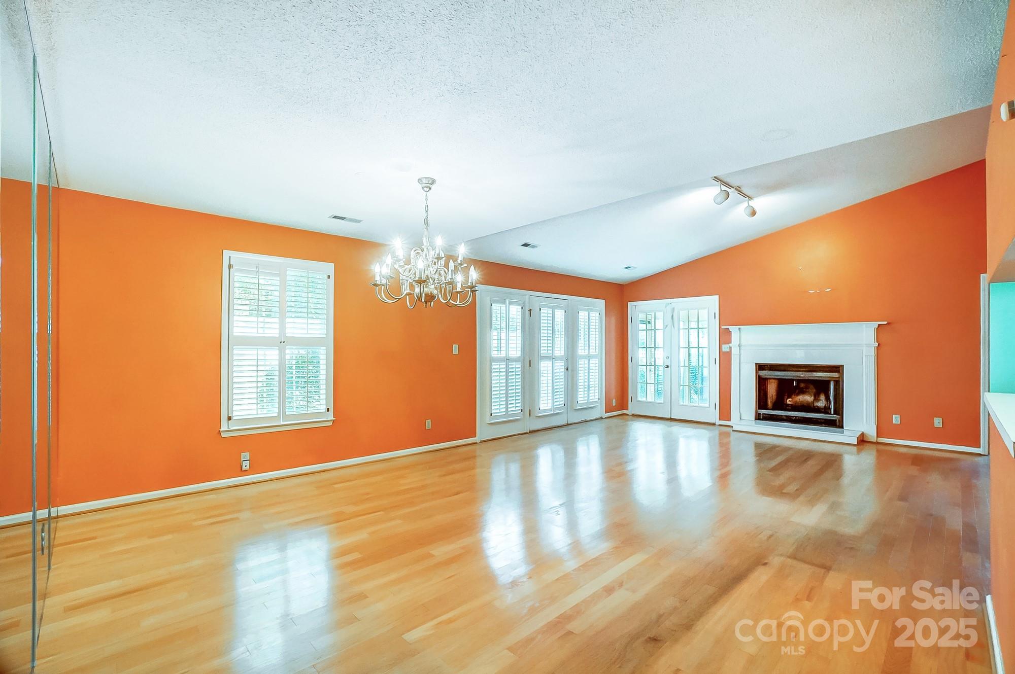 1749 Ridgefield Court