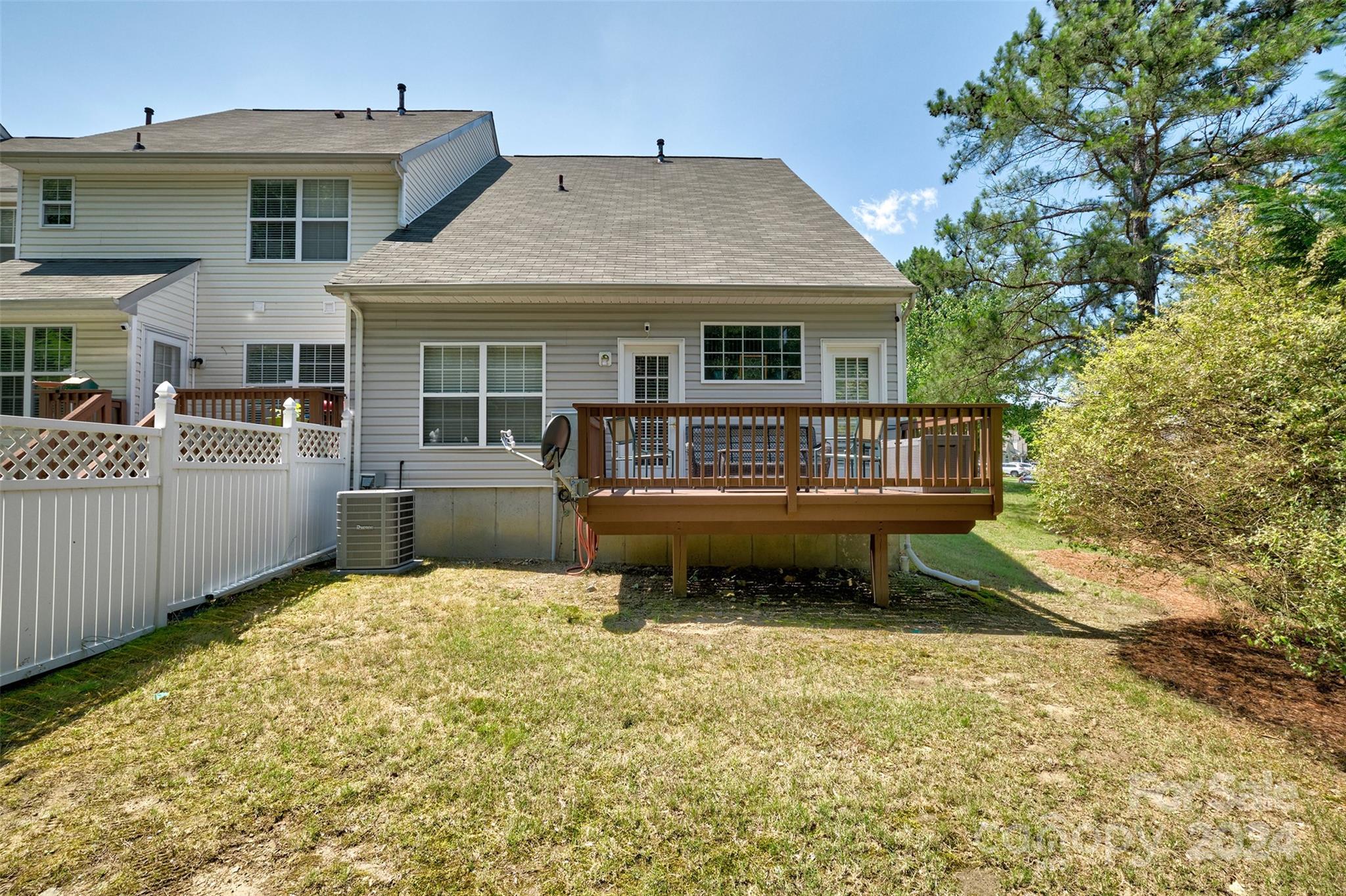 Lexington Commons - Residential