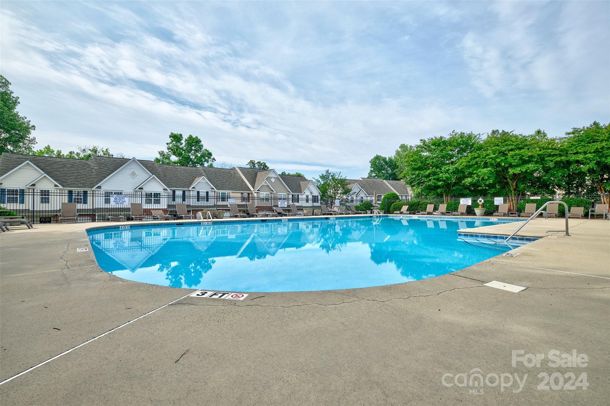 Lexington Commons - Residential