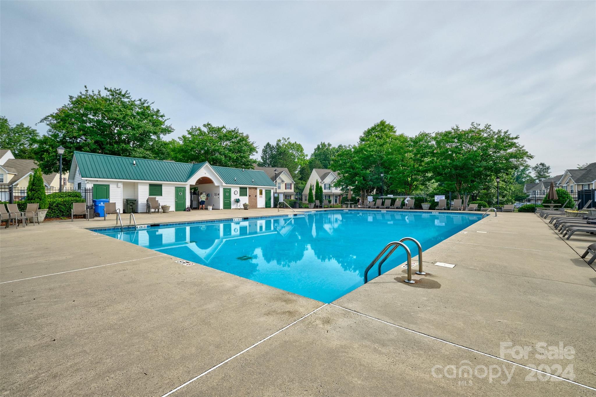 Lexington Commons - Residential