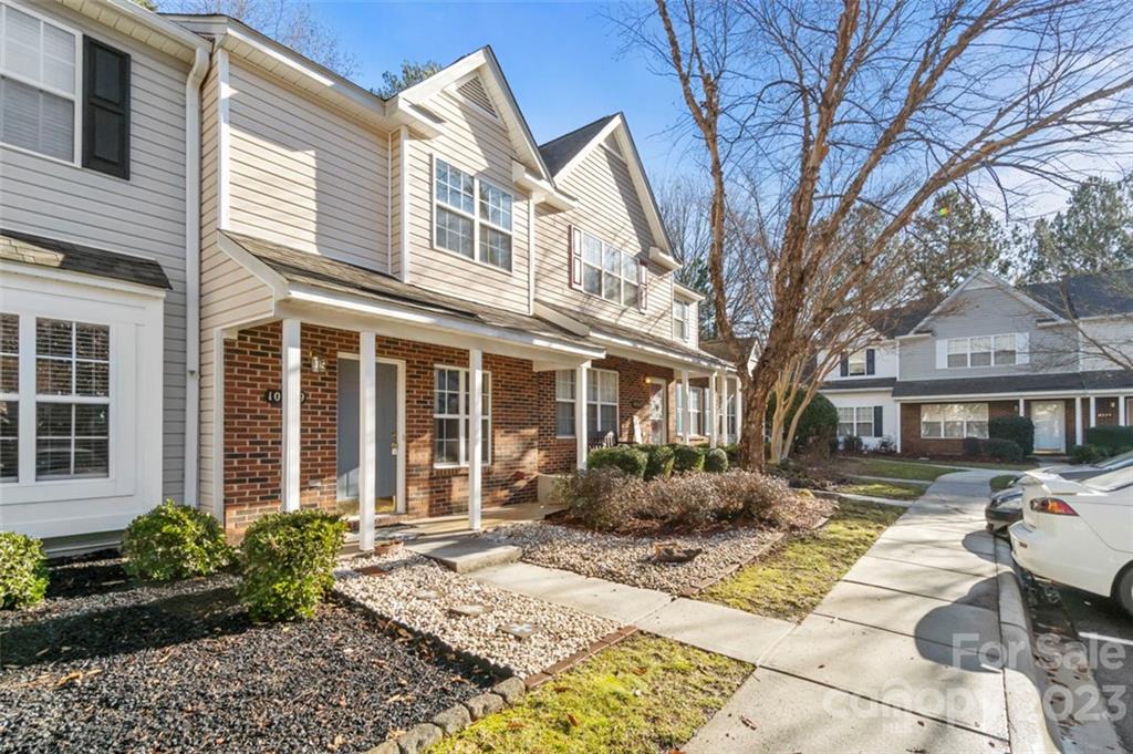 Holly Ridge - Residential