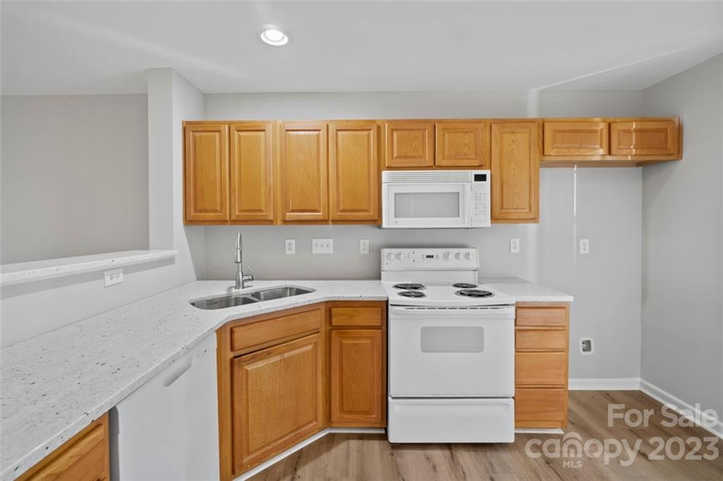 Holly Ridge - Residential