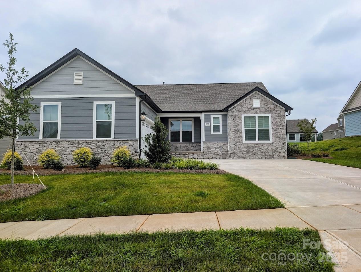 2078 Fordhill Street