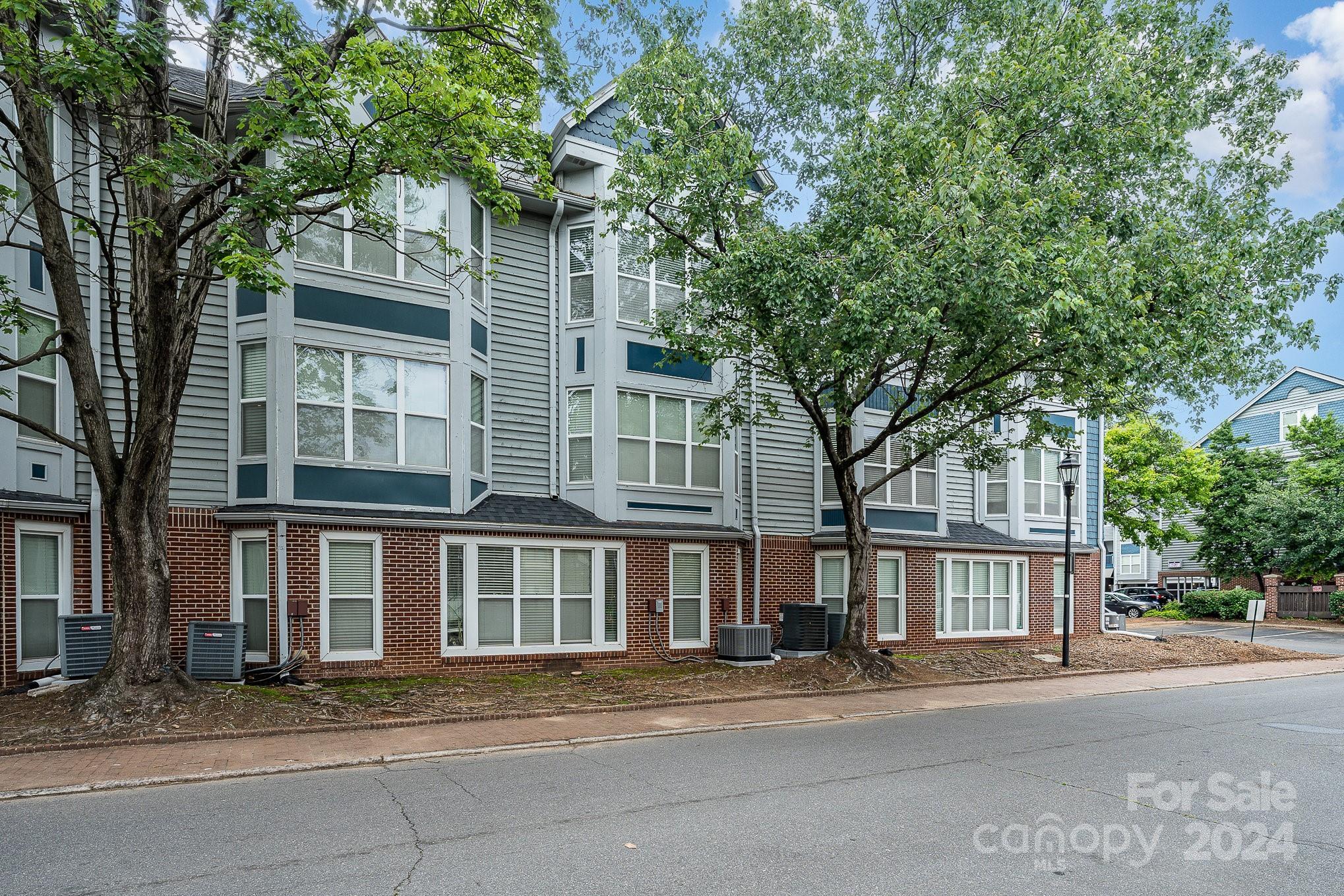 The Fourth Ward Square - Residential