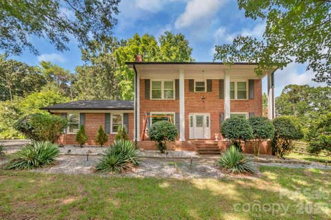 Photo of 6070 Ferncliff Drive, Concord, NC 28027 (MLS # 4371850)