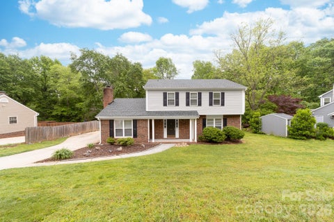 Photo of 616 Silversmith Lane, Charlotte, NC 28270 (MLS # 4395156)