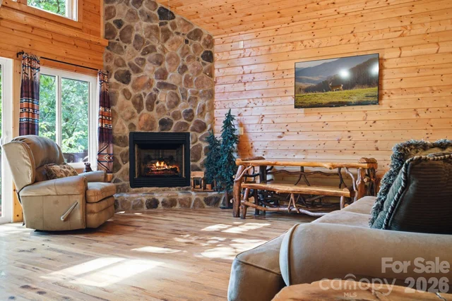 1158 Staghorn Road, photo 4 of 48