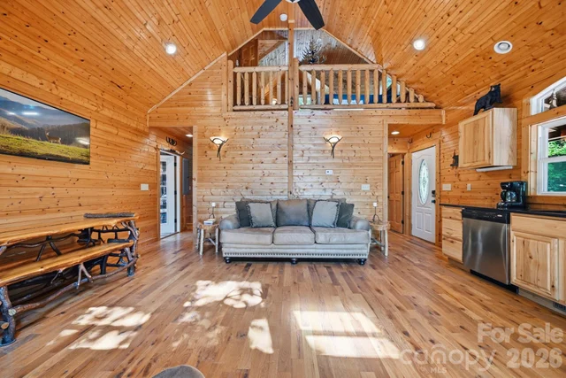 1158 Staghorn Road, photo 5 of 48