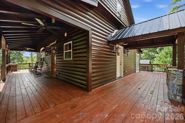 1158 Staghorn Road, photo 3 of 48
