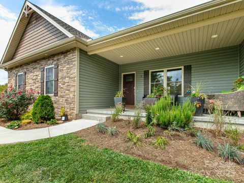 5 S Pine Drive Weaverville NC 28787