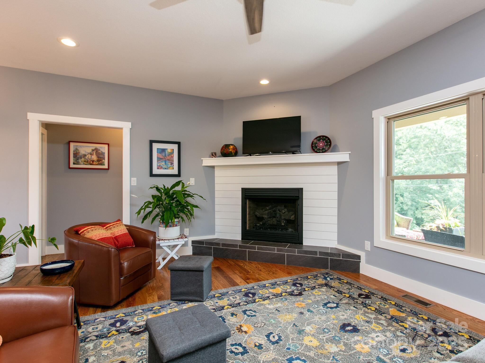 5 S Pine Drive