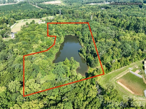 Photo of 000 Forest Lake Avenue, Huntersville, NC 28078 (MLS # 4425528)