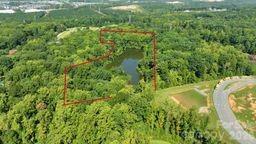 000 Forest Lake Avenue