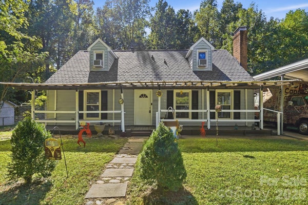 6333 ROUND HILL RD, CHARLOTTE, NC 28211 - Image a0ab78df1b754d67d1f6d2bf2af8e165/102912252