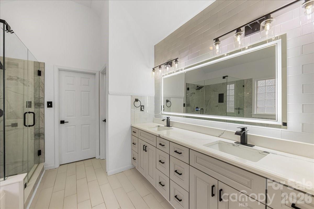 Belle Meade - Residential