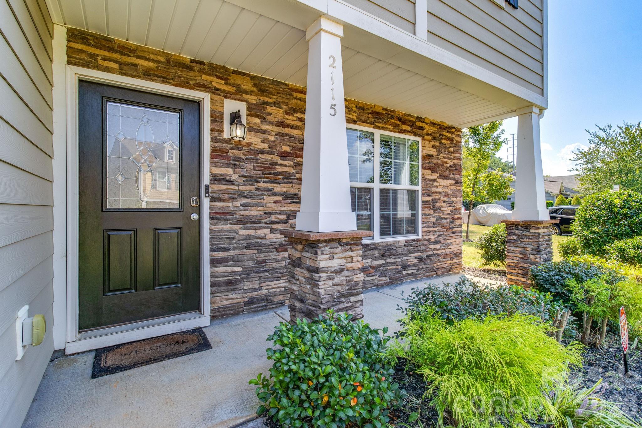2115 Fieldstone Gate Cove