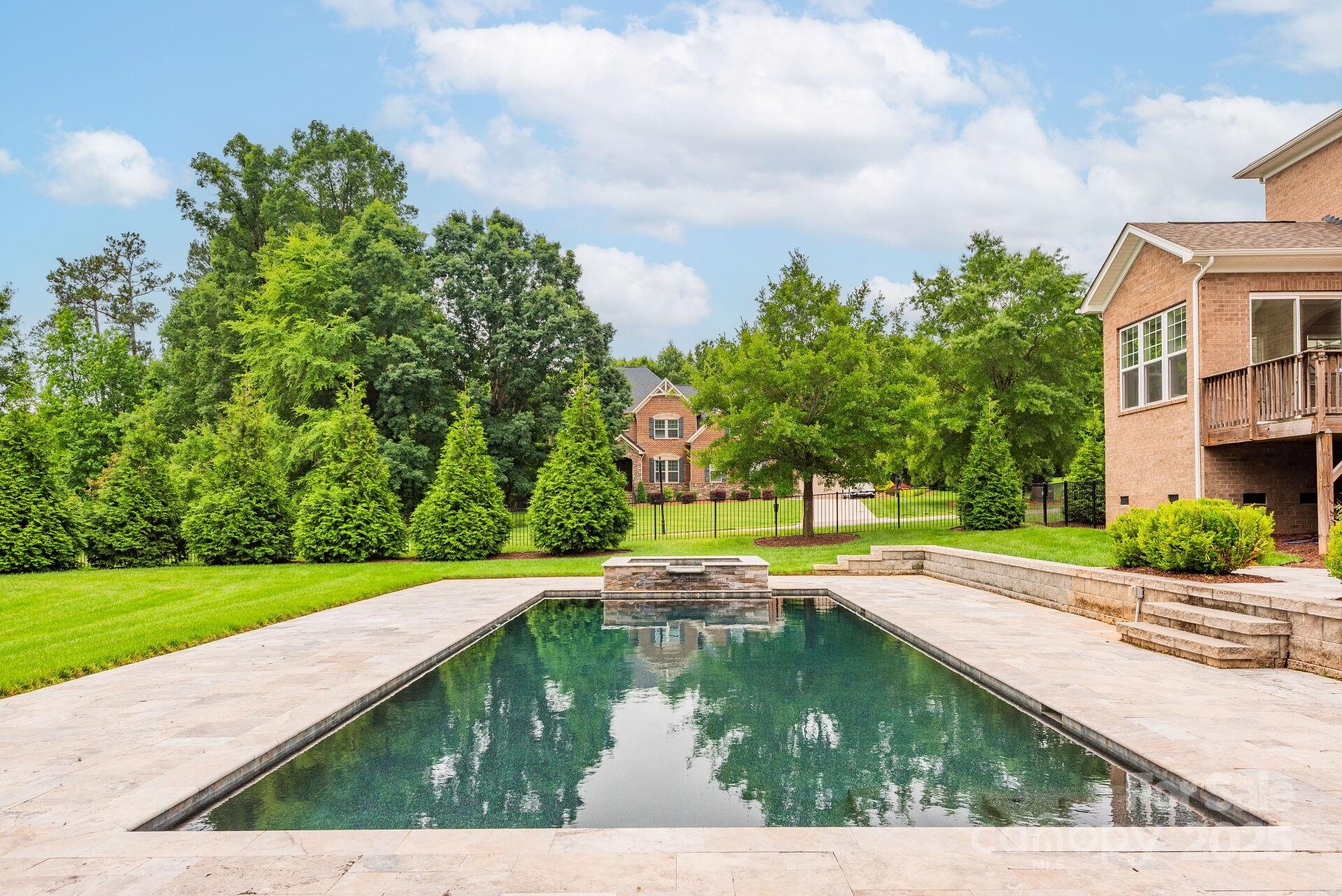 Quintessa - Residential