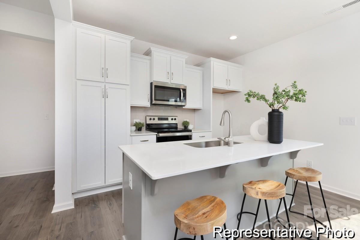 1114 Lorrie Lane 315