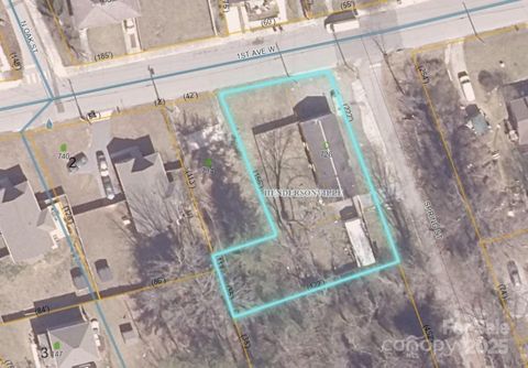 726 1st Avenue Avenue Hendersonville NC 28791