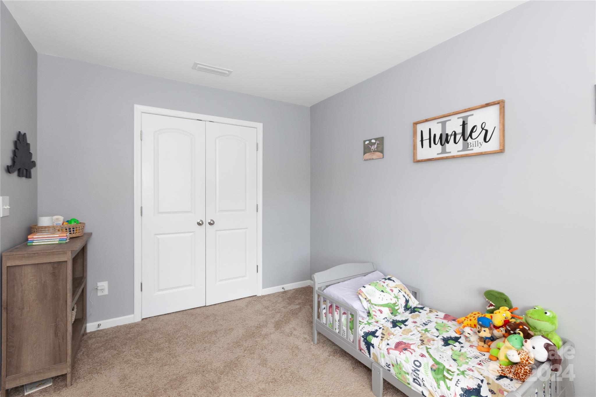 Ellis Pond - Residential