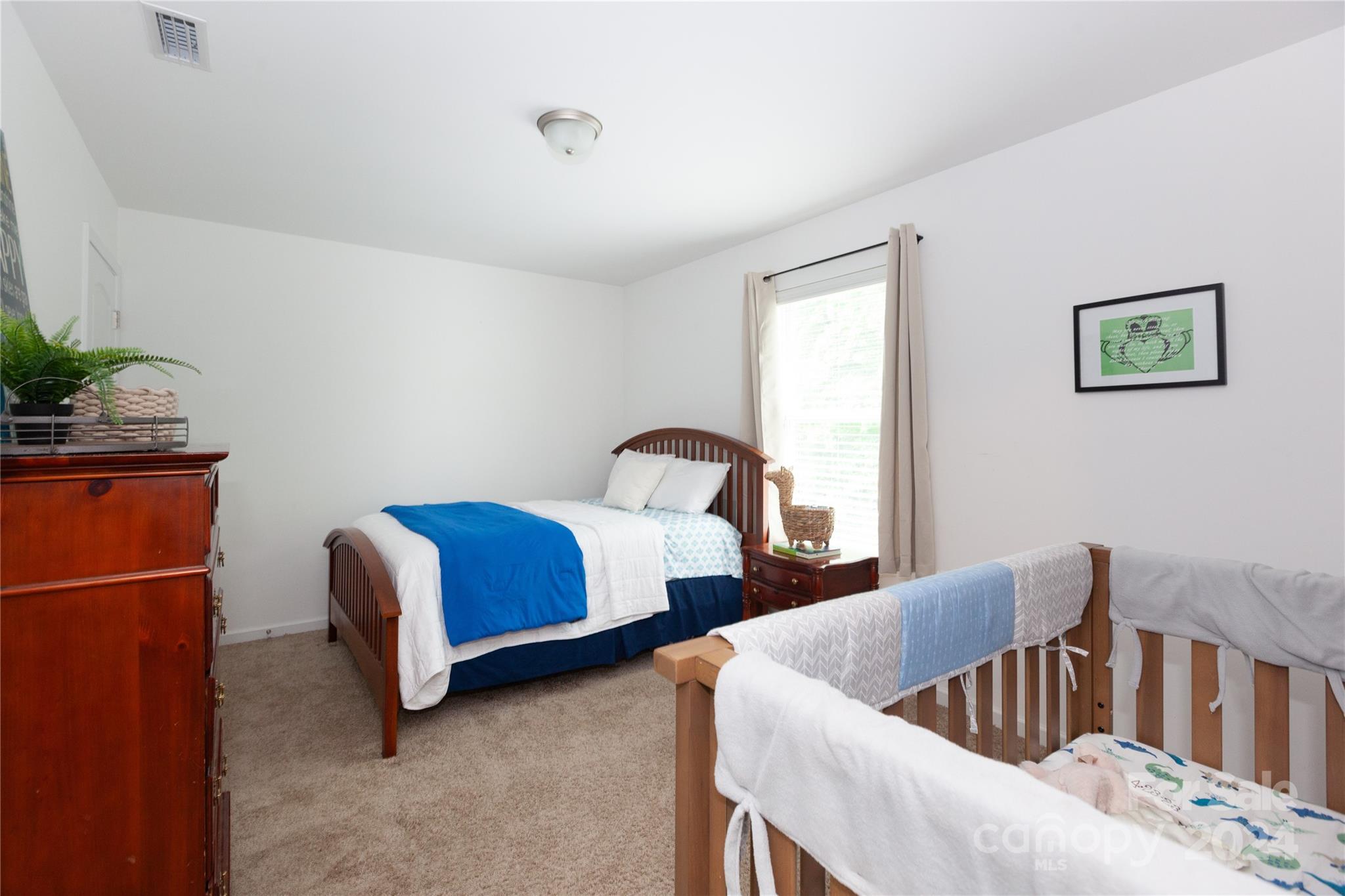 Ellis Pond - Residential