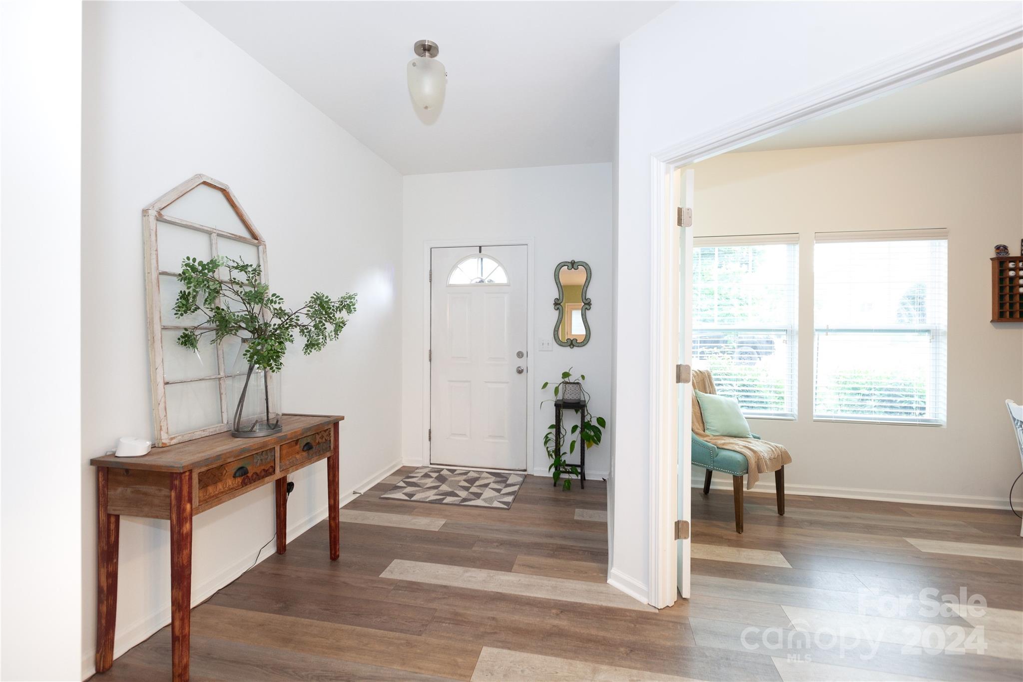 Ellis Pond - Residential