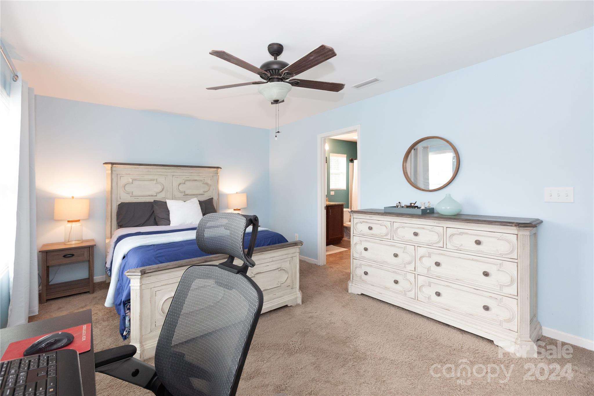 Ellis Pond - Residential