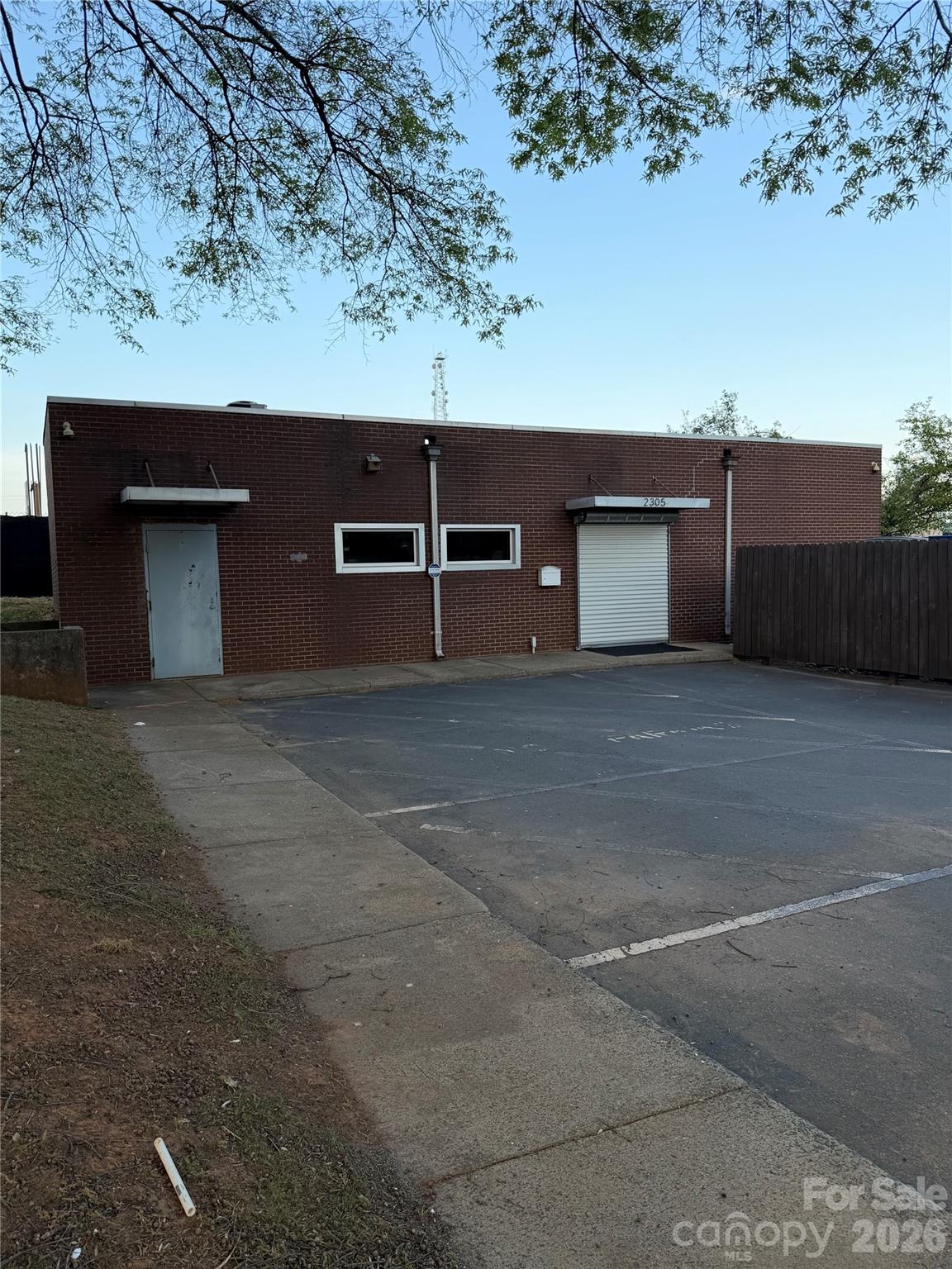 2305 W Morehead Street