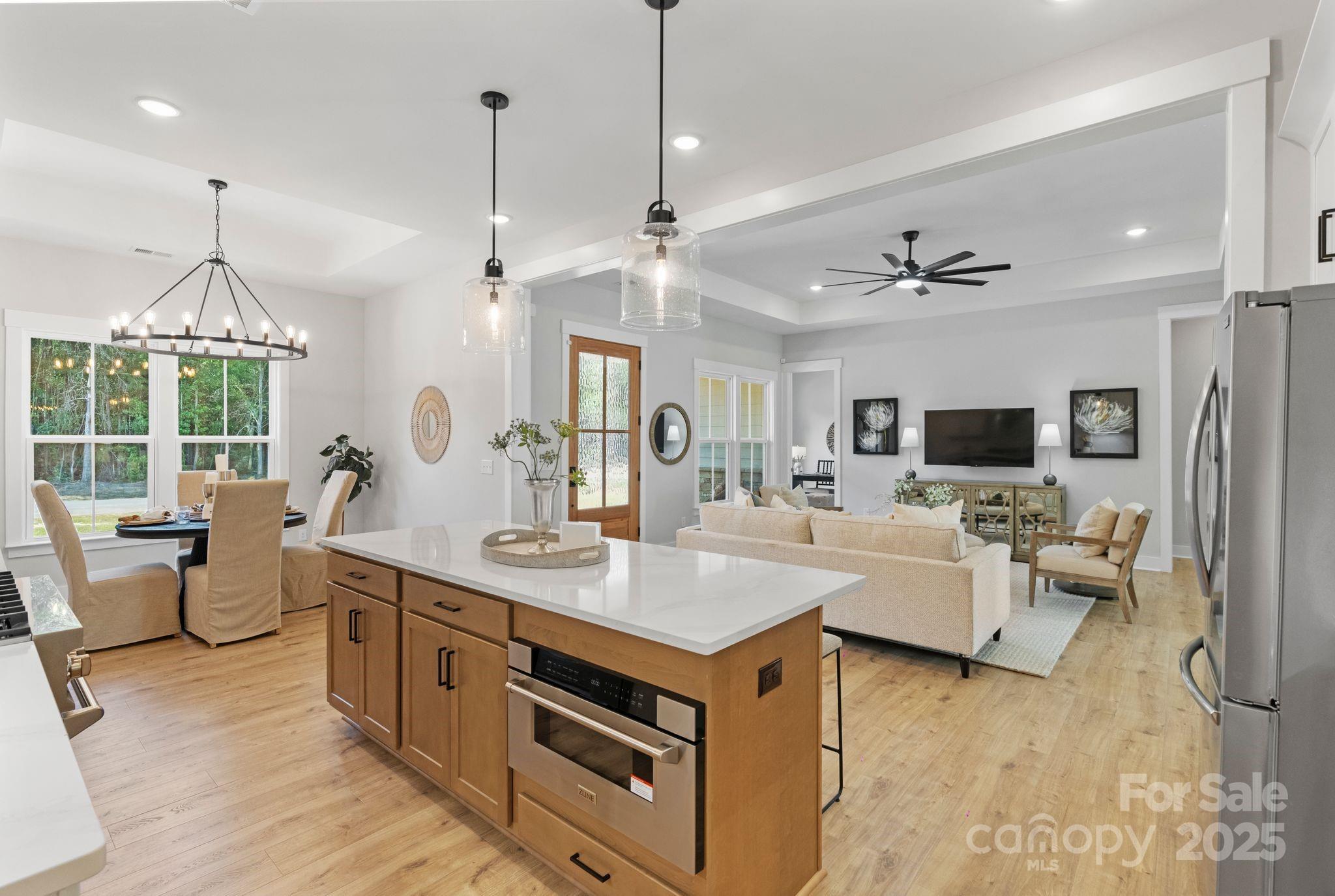 1025 Baylor Grove Road 8