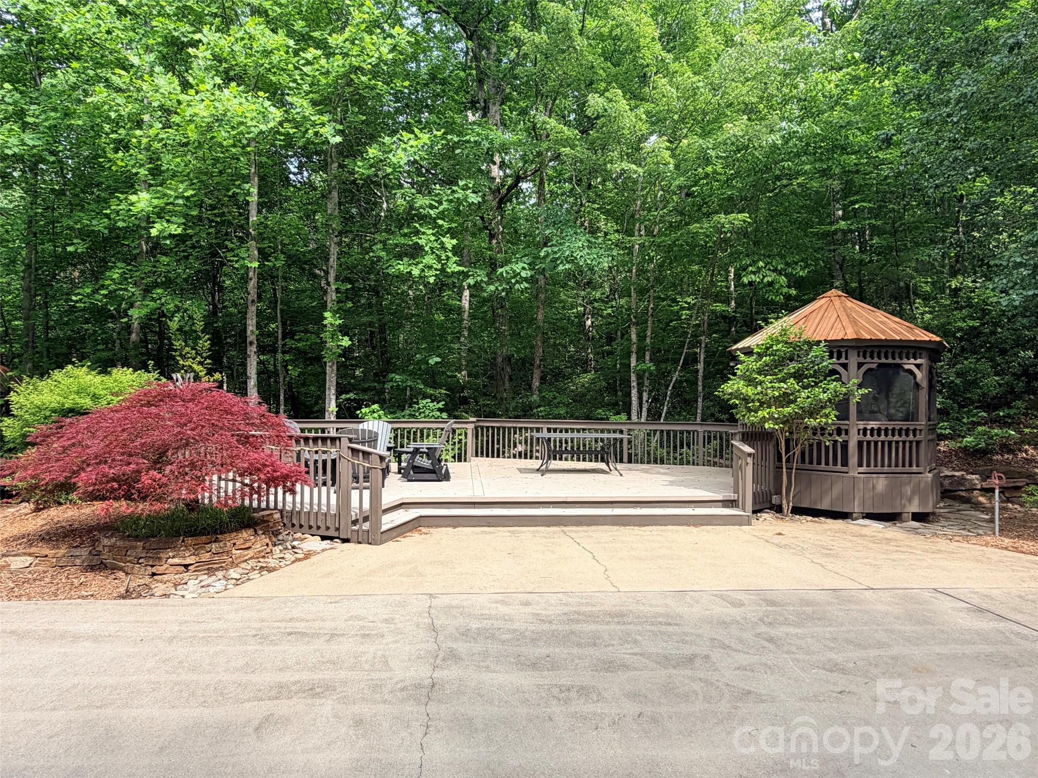 Apple Valley Farms - Land