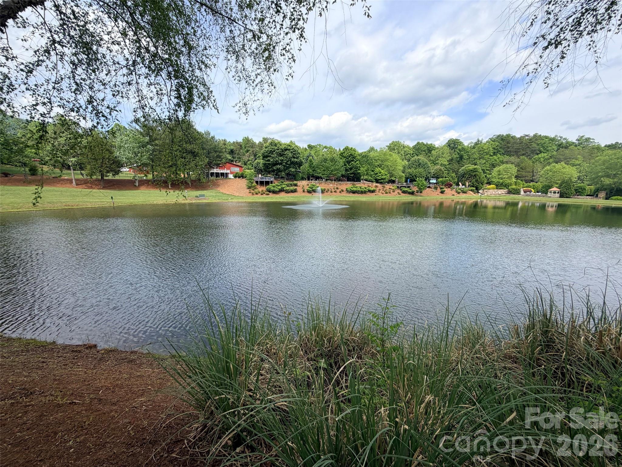 Apple Valley Farms - Land