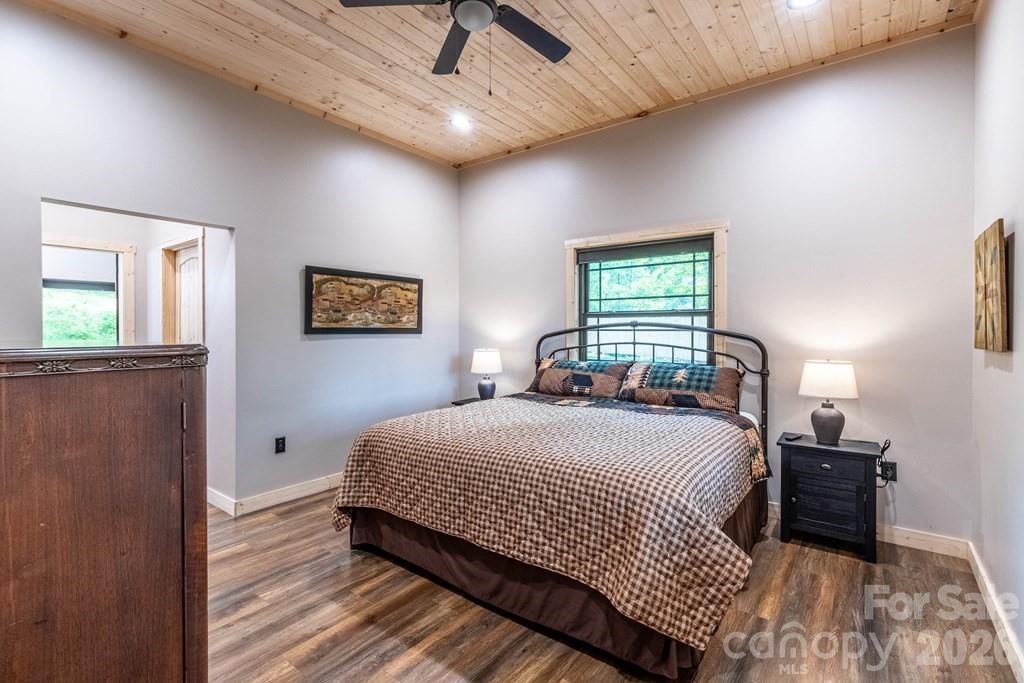 Honey Locust Estates - Residential